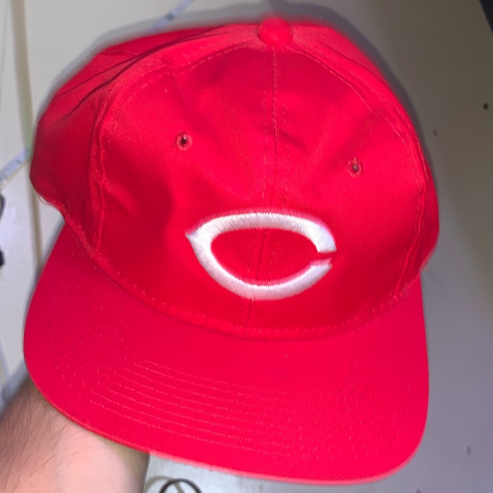 1990s vintage Cincinnati, red hat snapback